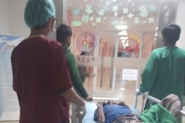 Dinsos pertemukan orang terlantar dengan keluarga setelah dua bulan hilang