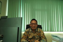 Pakar Farmasi Unair berikan tip pilih obat yang aman untuk anak