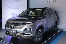 Wuling luncurkan kendaraan Hybrid pertamanya di Indonesia
