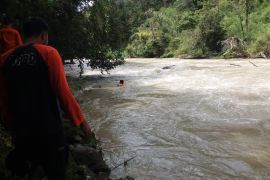 Warga Aceh Tengah hilang saat mancing di sungai