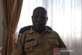 Pemkab Manokwari : Dana bantuan dipakai untuk pendidikan mahasiswa