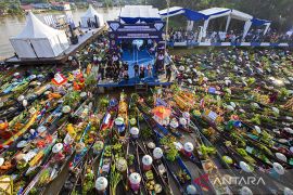 Festival Pasar Terapung Lok Baintan 2022