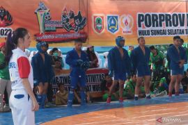 Sambo Tapin hancurkan Balangan di final regu combat Porprov Kalsel