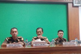 Tersangka korupsi anggaran perjalanan dinas Tanimbar Maluku jadi tahanan kota