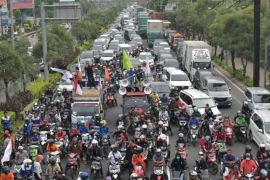 Unjuk Rasa Buruh Di Bekasi