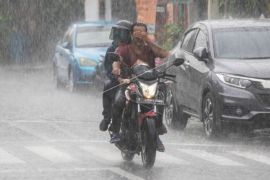 Waspada Potensi Cuaca Ekstrem Di Yogyakarta Page 1 Small