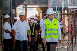 Bima Arya tinjau progres pembangunan Masjid Agung capai 53 persen