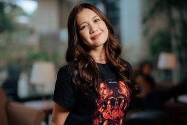 Artis Dea kesulitan perankan istri di film "Qorin"