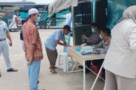 Jasa Raharja Banten Gelar Giat Pengobatan Gratis di Pelabuhan Merak Banten Bersama Bidokkes Polda Banten