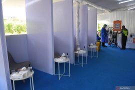 Senin, kasus COVID-19 mencapai 4.408, terbanyak dari DKI Jakarta