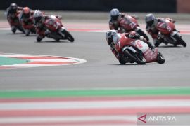 Veda Ega menangi Race 2 IATC 2022 di Sirkuit Mandalika