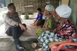 Kapolresta Delisersang blusukan beri bantuan kepada warga kurang mampu