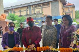Menparekraf minta Poltekpar Bali pastikan nama I Gede Ardika jadi inspirasi
