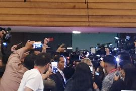 Presiden Jokowi tinjau Media Center KTT G20
