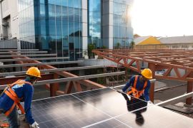 Mowilex pasang instalasi tenaga surya pangkas emisi karbon