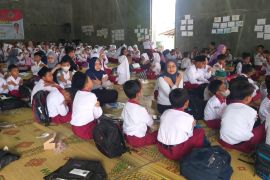 Kemensos mengerahkan tim pemulihan untuk korban sekolah ambruk