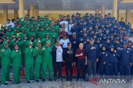 Gubernur lepas kontingen Pra-Popnas dan Pospenas Sumut