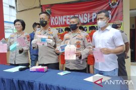 Polsek Mampang ungkap kasus pencurian di rumah kosong