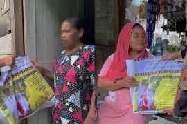 Jelang HUT Tapsel, Wabup kirim "Boras Pir Ni Tondi" janda dan yatim di Batangtoru dan Muara Batangtoru