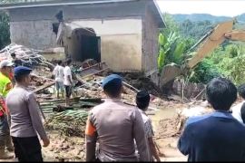Lima korban tanah longsor di Gowa ditemukan meninggal