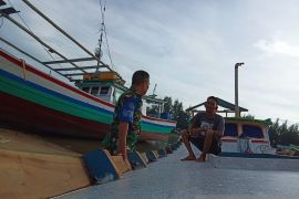 Danlanal Babel ingatkan nelayan tingkatkan keselamatan kerja