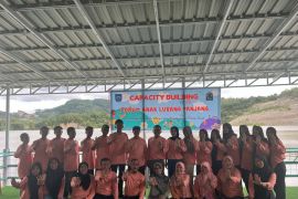 Kelurahan Lubang Panjang Sawahlunto tingkatkan kapasitas pengurus Forum Anak