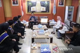 Bupati harapkan Nanang dan Galuh Intan Banjar juarai Naga Kalsel