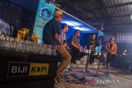 Nongkrong Bareng Nyeruput Kopi