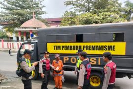 Samapta Polres Tebing Tinggi amankan dua juru parkir liar