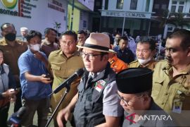 Ridwan Kamil sebut 700 warga luka akibat gempa Cianjur