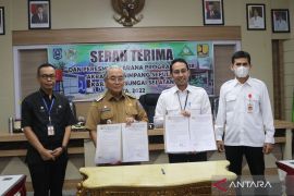 Sarana TPS3R Akrab dan Simpang Sepuluh diserahterimakan
