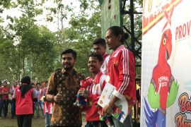 SBB meraih medali emas panjat tebing di Popmal 2022