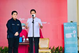 Menkes meminta lansia 60 tahun lebih dan nakes segera "booster" kedua