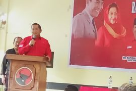 Rakercab III PDI Perjuangan Labura diwarnai pembagian 1000 paket sembako