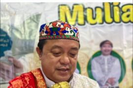 Kuliah malam Jumat ibaratkan kehidupan mangkuk serta madu dan rambut