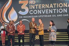 PT BSP terima penghargaan di acara 3rd International Convention on Indonesian Upstream Oil and Gas