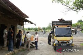 Bapenda: Hanya dua perusahaan galian C aktif bayar pajak