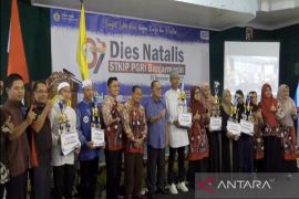 STKIP PGRI Banjarmasin teguhkan karakter di usia 37