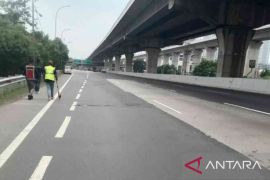 4 titik di jalan dan jembatan Tol Jakarta-Cikampek diperbaiki