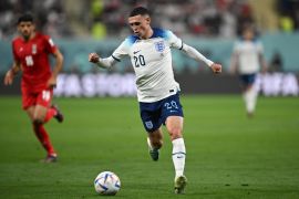 Enggan turunkan Phil Foden, Southgate di bawah tekanan