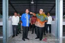 Gubernur Ali Mazi berharap Pasar Sore Ompu majukan ekonomi daerah