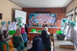 Inovasi sabun cuci tangan buatan siswa SMKN 1 Garut dorong kemandirian desa