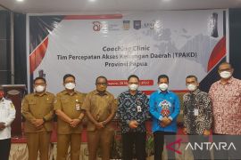 OJK Papua mendorong empat kabupaten bentuk TPAKD