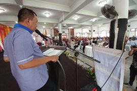 Bupati: PKPS Bali diminta turut bantu pengentasan kemiskinan Pesisir Selatan, bagikan zakat ke kampung