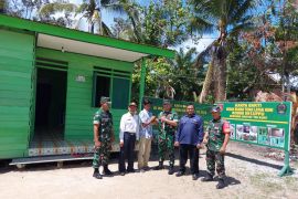 Kodim Penajam bedah rumah tidak layak huni kepedulian TNI kepada rakyat