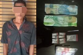 Diduga memiliki shabu, buruh harian lepas ini ditangkap polisi