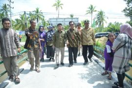Satono resmikan jembatan non-APBD ke-30