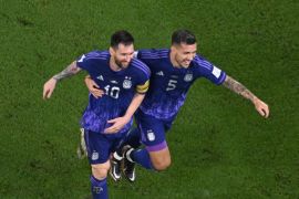 Piala Dunia Qatar - Argentina dan Polandia lolos ke 16 besar