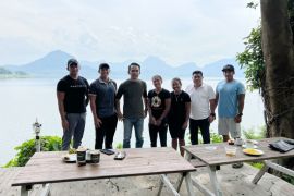 Ketua Umum PODSI  Jambi jenguk atlet Pelatnas di Waduk Jatiluhur
