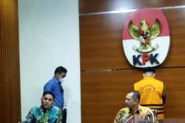 KPK kaji fakta hukum terkait pejabat diduga titipkan mahasiswa baru di Unila